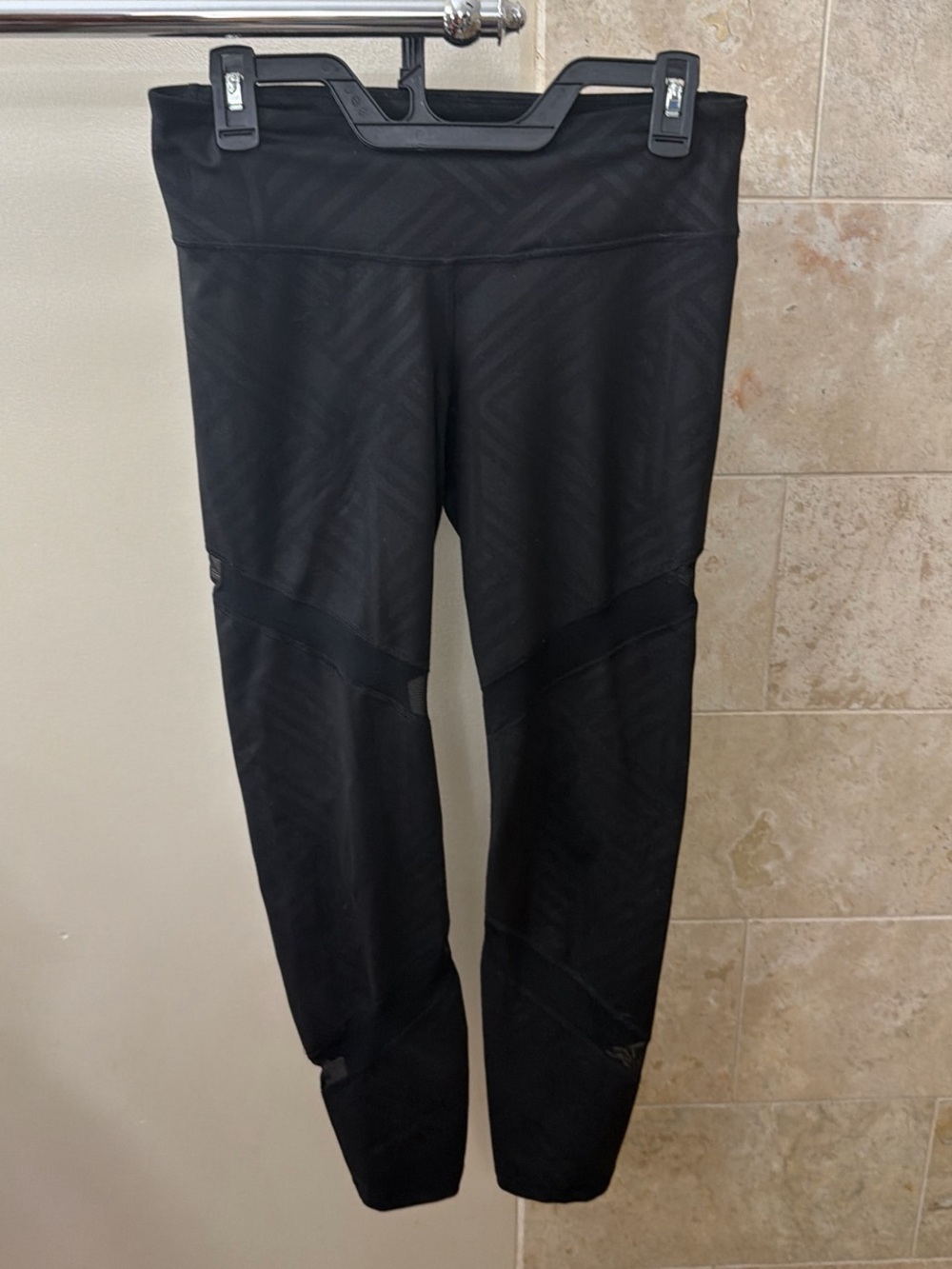 Old Navy Black High-Rise Legging with Chevron Texture and Mesh Panels